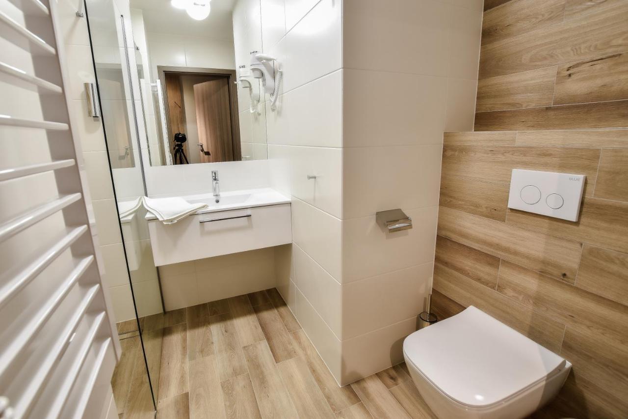 Strzelnica Hotel I Restauracja Starogard Gdański エクステリア 写真