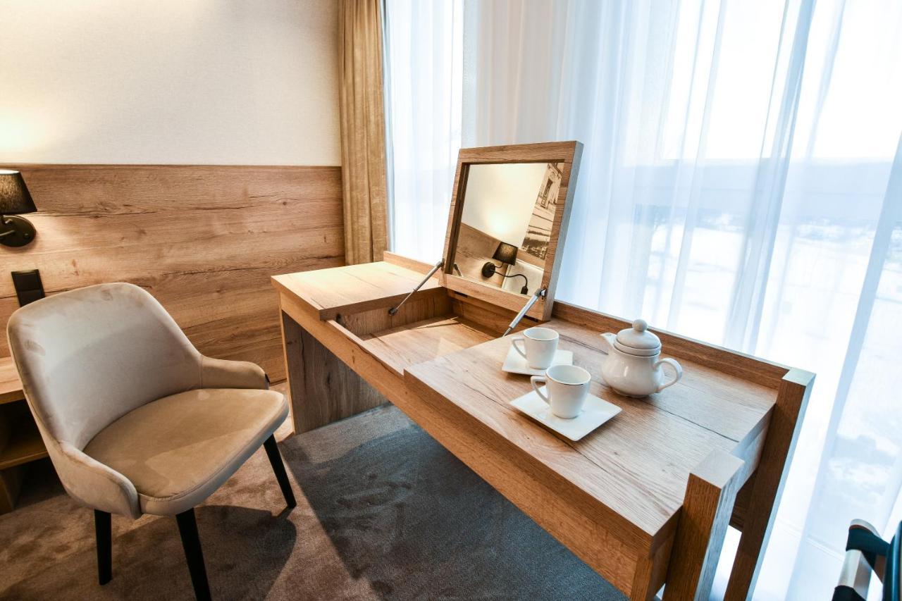 Strzelnica Hotel I Restauracja Starogard Gdański エクステリア 写真