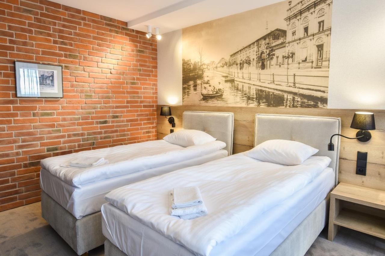 Strzelnica Hotel I Restauracja Starogard Gdański エクステリア 写真