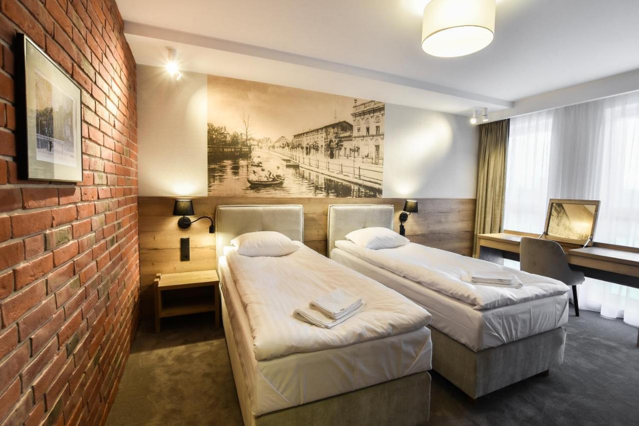 Strzelnica Hotel I Restauracja Starogard Gdański エクステリア 写真